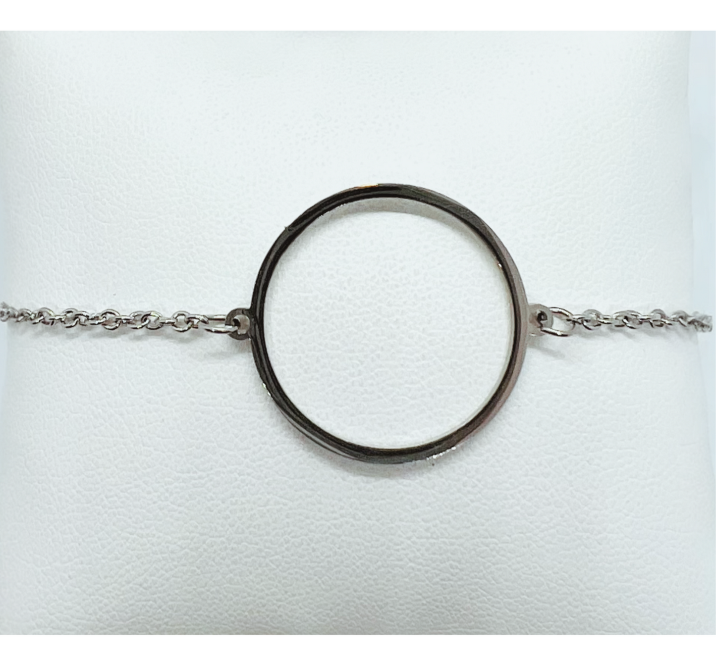 Essen Circle Bracelet